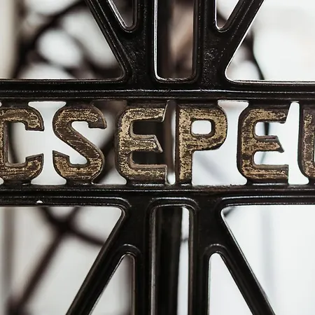 Major11 - Zsolnay Negyed 아파트 페치